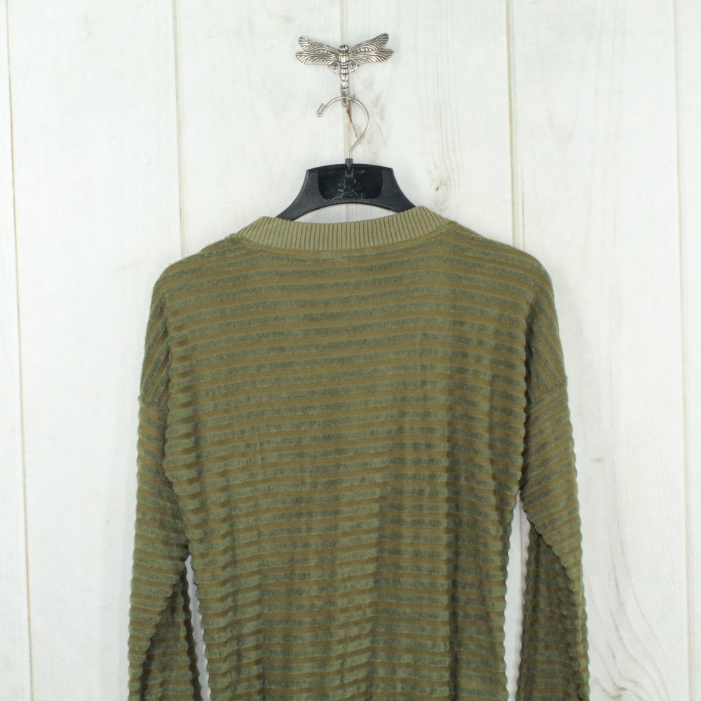 LL Bean Signature Olive Green Striped V-Neck Pullover Sweater Size XS - Picture 8 of 10